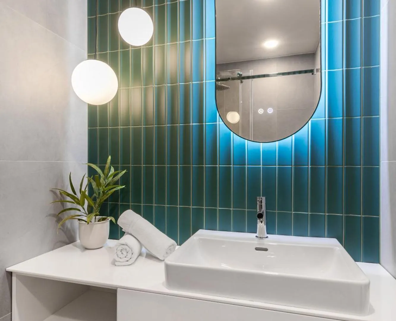 Urban One-Bedroom Apartment Prague