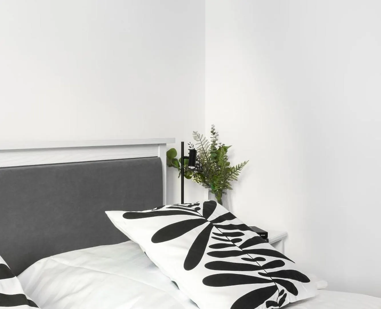 Urban One-Bedroom Apartment Prague 0*,